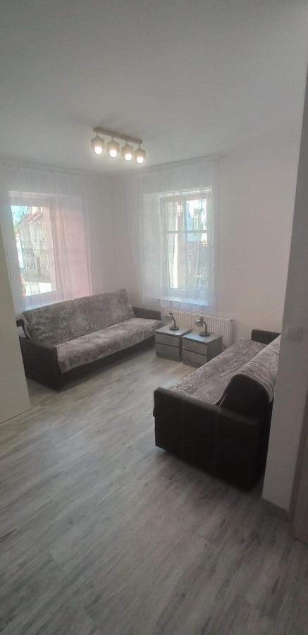 Apartament Po Schodkach Appartement Duszniki Zdrój Buitenkant foto